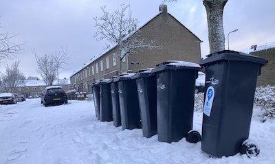 Vuilnisauto mijdt gladde straten: ‘Een wagen van vijftien ton die gaat schuiven, dat wil je niet’