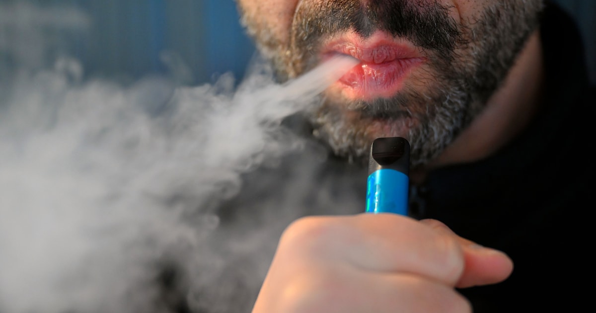 Recherche pakt vijf verdachten op in onderzoek naar illegale THC-vapes: ook veel geld en vuurwapens 