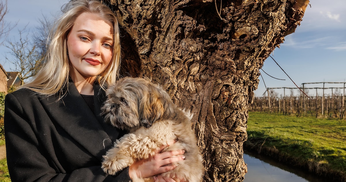 Na donker verleden met seksueel misbruik wint Babs (20) missverkiezing: ‘Ben nu weer 100 procent bli