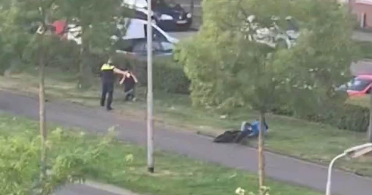 Politie in Amersfoort dreigt met stroomstootwapen bij incident met fatbiker