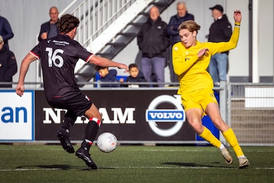 Milan van den Berg (20) belangrijk voor Poortugaal in strijd om periodetitel: ‘Ik wil zo snel mogeli