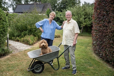 Maria en Arie hebben een B&B vlak bij de grens: ‘We kopen het meeste in Duitsland, scheelt wel’
