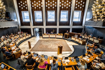 Verrassende wending na ruim tien uur vergaderen in het provinciehuis: opeens gaat plan van tafel