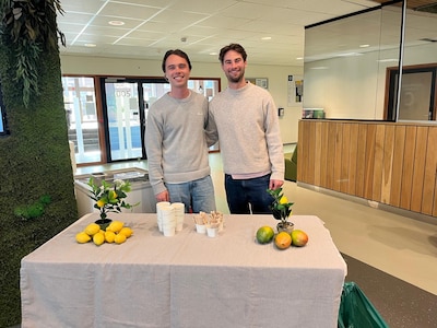 Amsterdam students start their own business: ‘We emailed almost every shoemaker in the city’