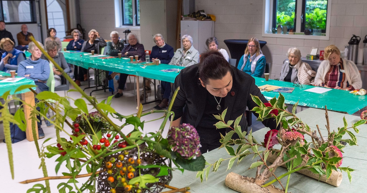Leer eeuwenoude Japanse Ikebana bij de bibliotheek in Alphen