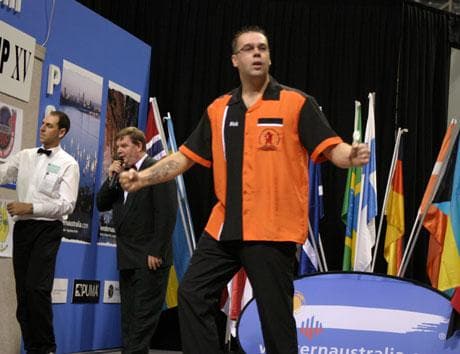 早い者勝ち　送料込み　Dick Van Straalen 5'10 クワッド Vergeten' Nederlandse wereldkampioen darts zit nu in WIA-traject