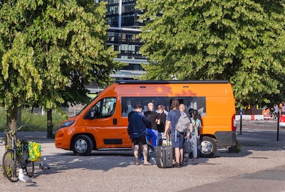 Moet de Haagse Soepbus weg van de Koekamp? ‘De mensen voelen zich hier juist zo vertrouwd’