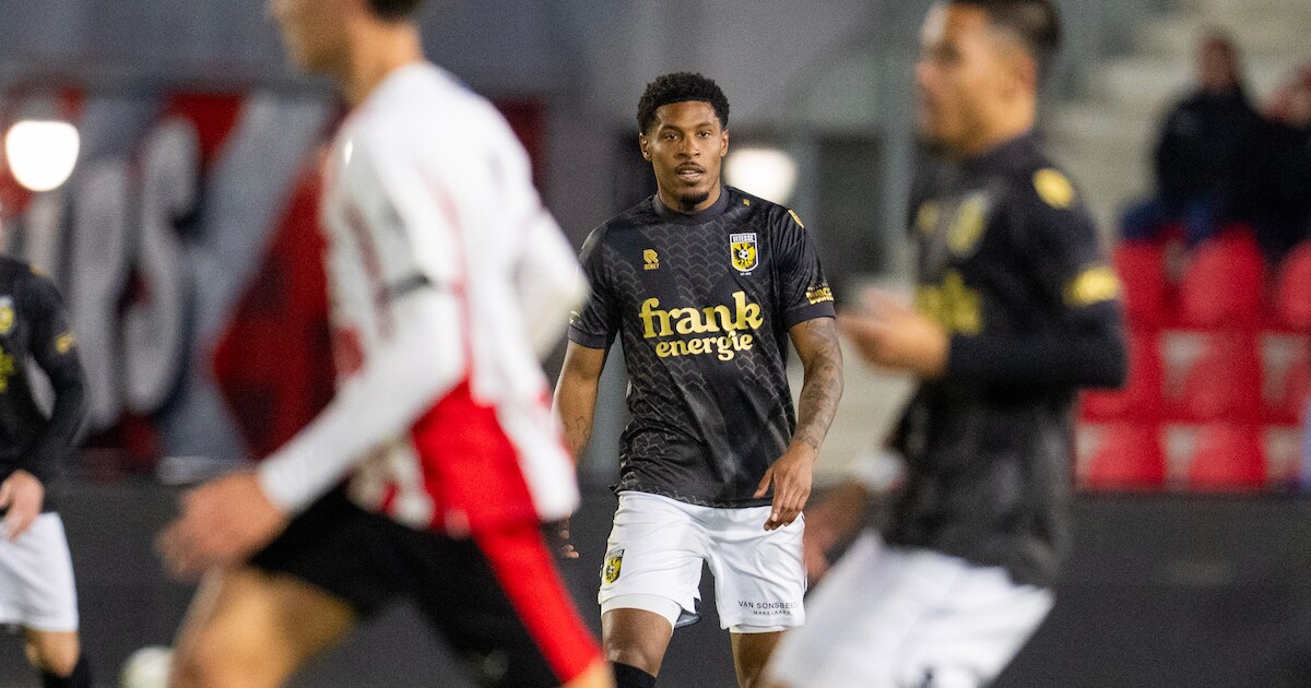 Zijn broertje greep mis, maar Vitesse-back Markelo jaagt nog op WK: ‘Ik ...