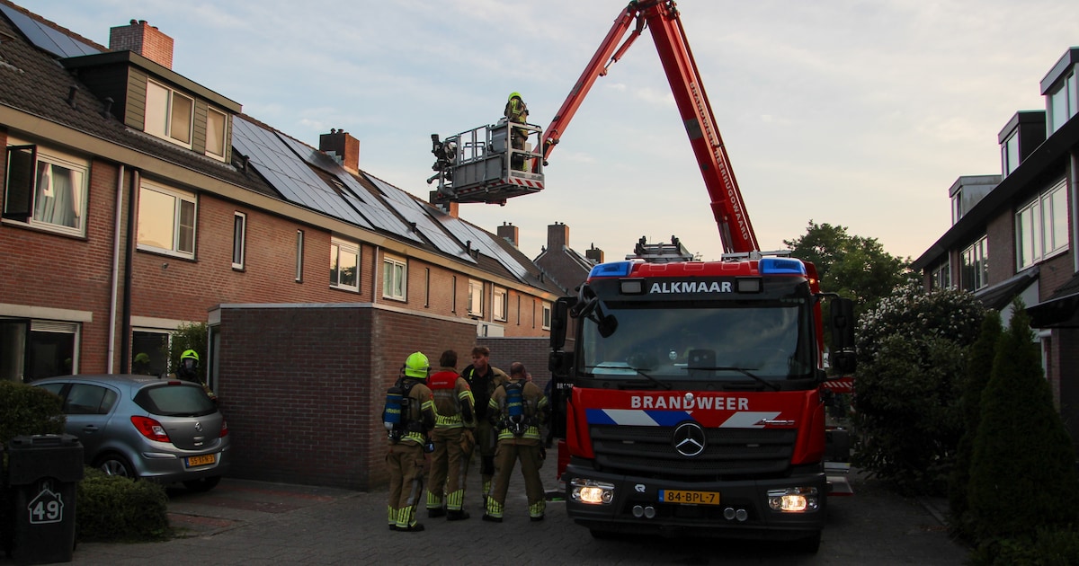 Bewoner verlaat brandend huis in Alkmaar op tijd