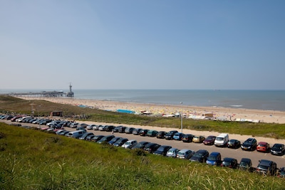 Verdachte gevlucht na steekpartij op Zwarte Pad in Scheveningen, slachtoffer naar ziekenhuis