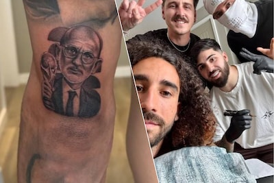 En plots prijkt het hoofd van de bondscoach op zijn arm: Spaanse wereldkampioen lost opvallende belofte in