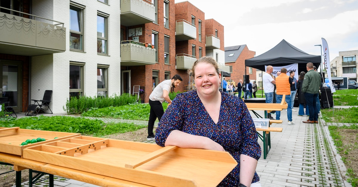Na jaren wachten blij met nieuwe huurwoningen in Witte Dorp: ‘Ik wilde niet tot mijn 30ste bij mijn 