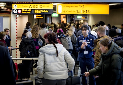 Hotels rond Schiphol vol met woeste reizigers: ‘Veel gasten hebben geen bagage meer’