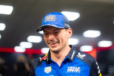 Max Verstappen viert 250ste grand prix, flinke buienkansen tijdens raceweekend in Singapore