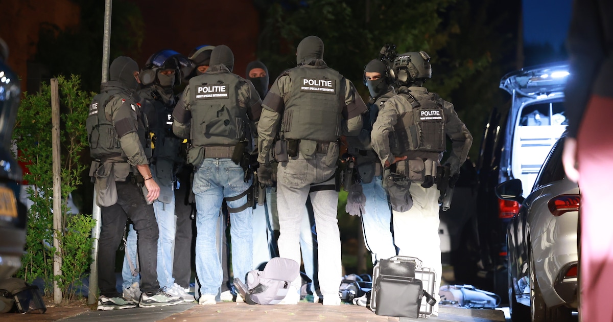 Melding mogelijke gijzeling zorgt voor grote politie-inzet in Delft