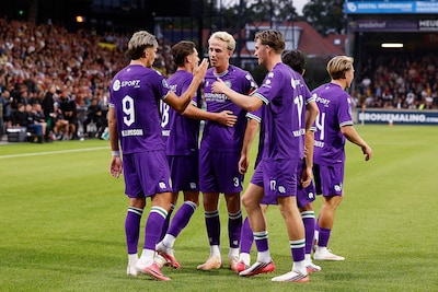 Groningen raakt voorsprong op bezoek bij Go Ahead tot twee keer toe bijna kwijt door geklungel van Vaessen