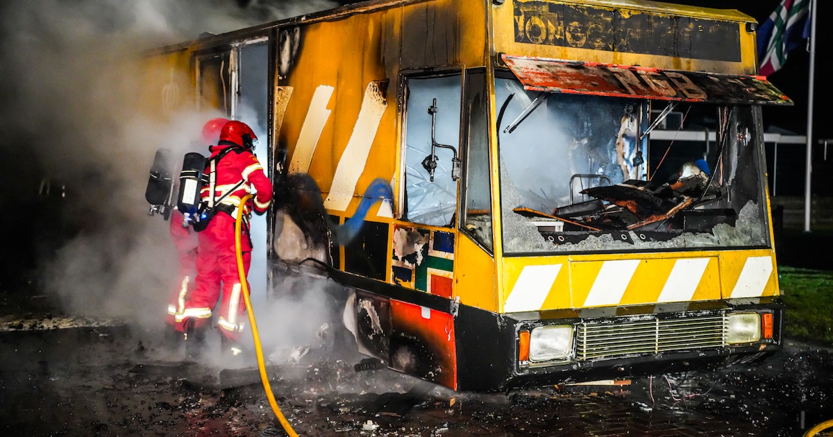 SRV-wagen in brand gestoken tijdens onrustige nieuwjaarsnacht in Oldehove