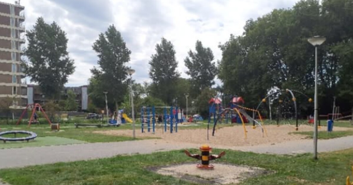 Speeltuin Middenweteringpark Krimpen aan den IJssel krijgt nieuwe toestellen