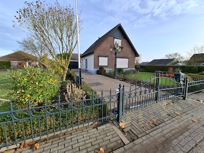 Grote hoeveelheid harddrugs en illegaal vuurwerk bij ‘lieve man uit Helhoek’, burgemeester sluit won