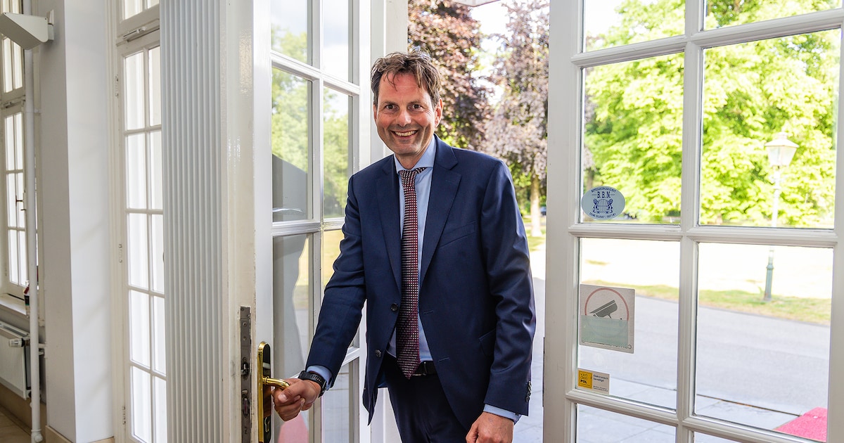 Gemeenteraad wil inwoners van publieke tribune weren bij vergadering over noodopvang, maar burgemees