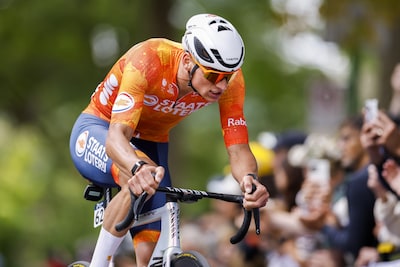 Brandon McNulty zorgt voor daverende verrassing en pakt wereldtitel, brons voor dappere Mathieu van der Poel