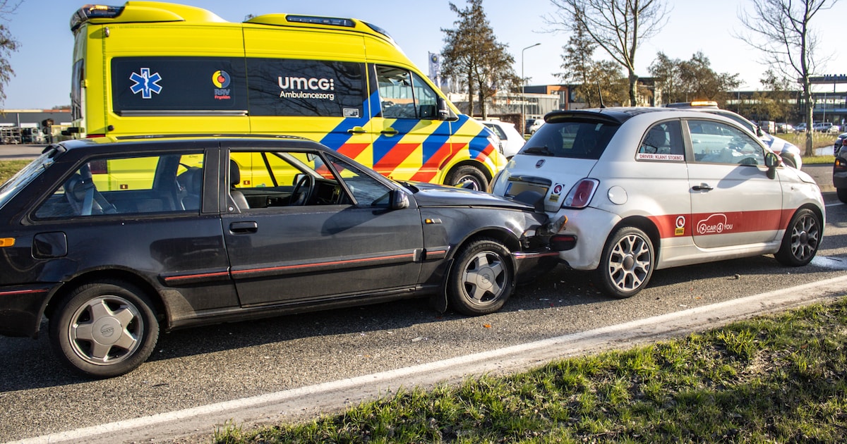 Drie auto’s beschadigd bij kettingbotsing op State-As in Sneek
