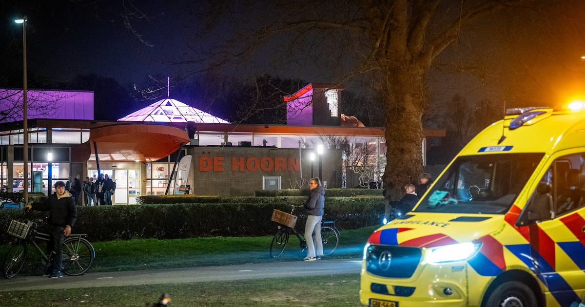 Bijna-verdrinking van meisje (12) lastig te voorkomen: ‘Vroeger had iedereen zo’n abc-tje op je zwem