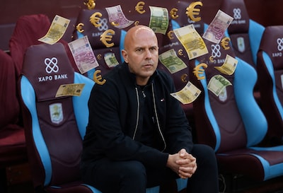 Staan Liverpool-miljoenen een nieuwe baan voor Arne Slot in de weg? Welnee, zo werkt het écht
