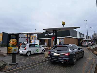 Woerdense lezers willen actie tegen zwerfafval van McDonald’s