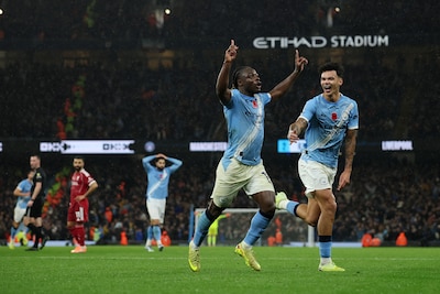 Pijnlijke nederlaag voor Arne Slot: Manchester City laat Liverpool kansloos