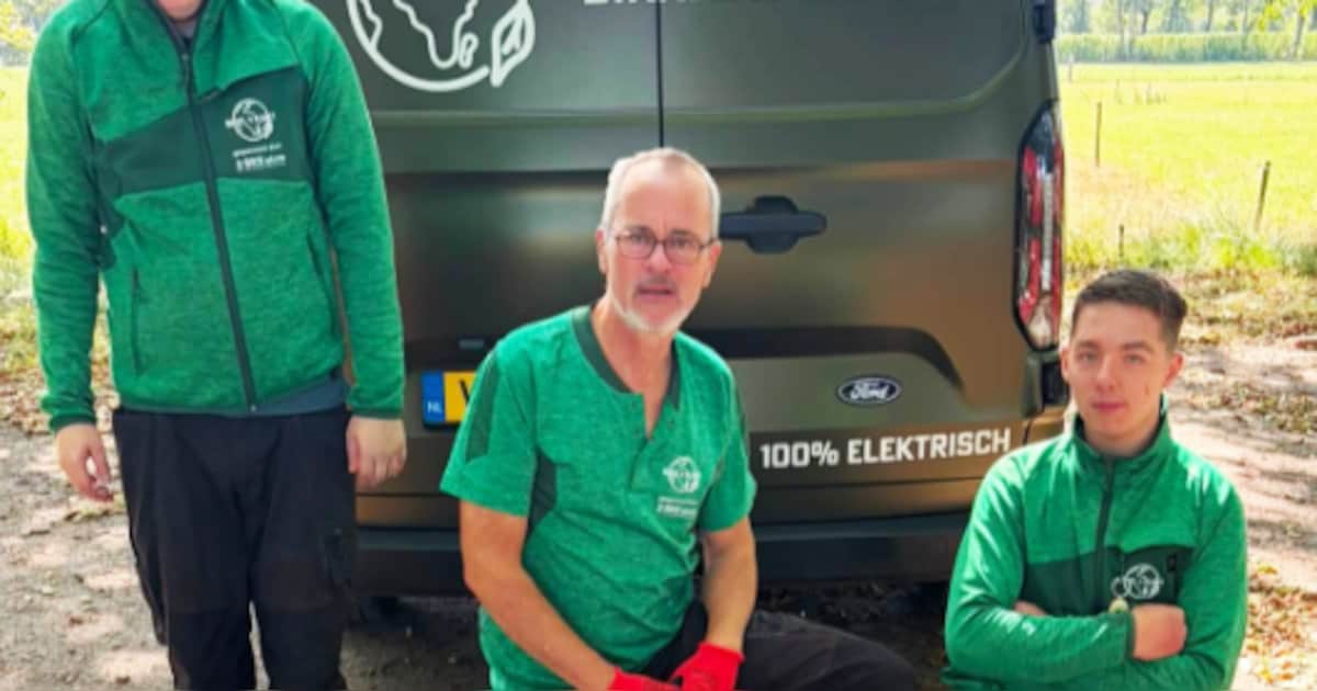 Dit opruimteam vindt in Soest echt alles: van blikjes, flesjes, knikkers tot lachgascilinders