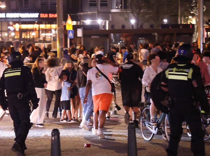 Scheveningen houdt hart vast: angst voor nieuwe rellen na aankondiging ...