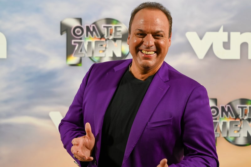 Frans Bauer traint keihard voor shows in Ahoy: 'De kilo's vliegen eraf!' |  Show | AD.nl