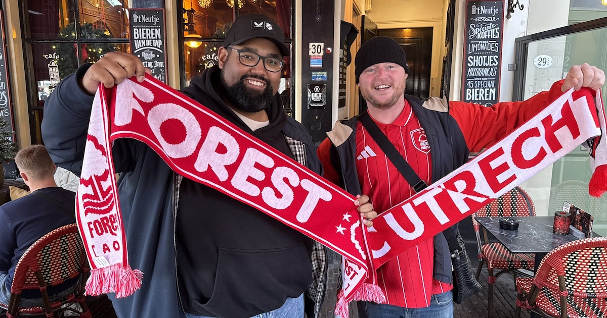 LIVE Europa League | Gemoedelijke sfeer op Janskerkhof: fans van FC Utrecht en Nottingham Forest ver