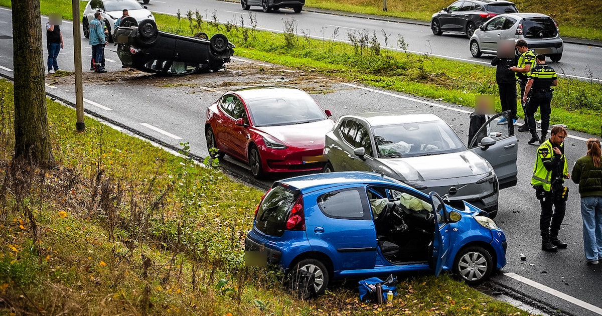 Vier auto's betrokken bij ernstig ongeluk op N325 bij Nijmegen