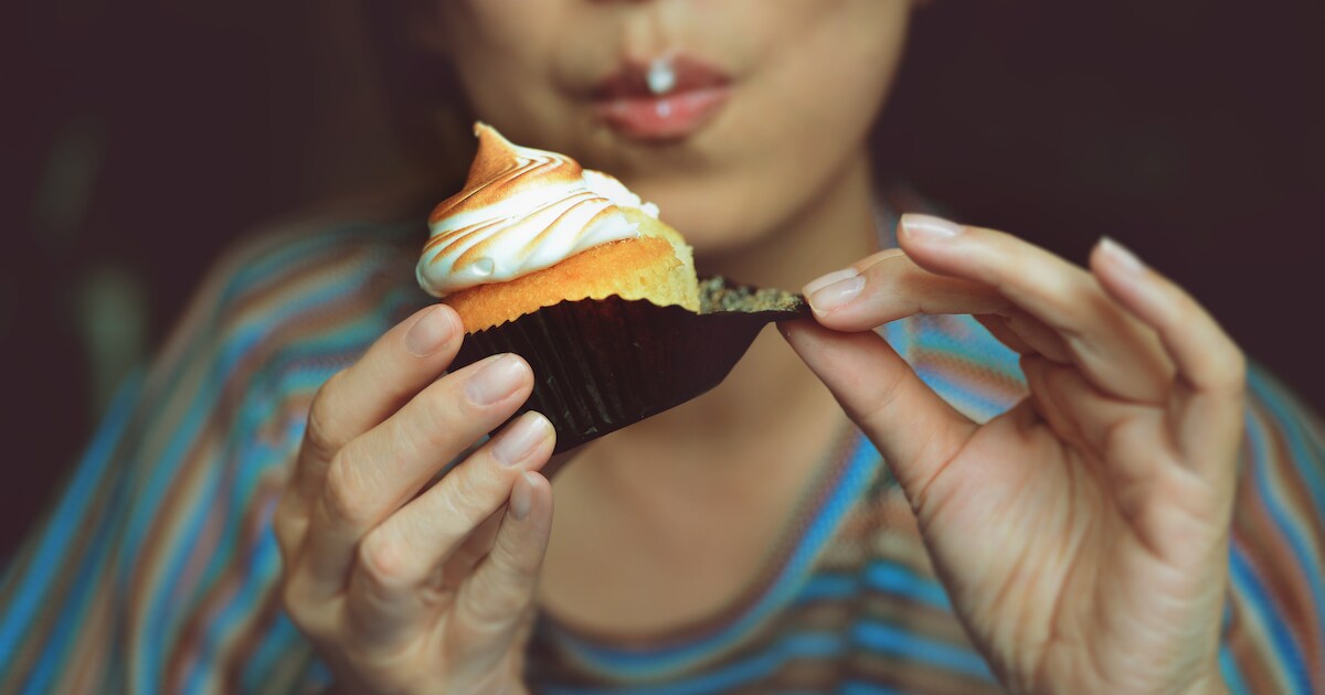 Bouche sèche et réveils nocturnes : et quatre autres signes indiquant que vous mangez trop de sucre | En bonne santé