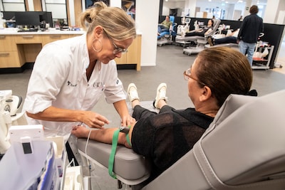 Sanquin test donorbloed op westnijlvirus: ‘Belangrijk voor mensen met zwak immuunsysteem’