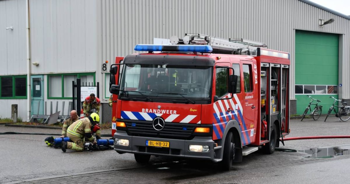 Brand bij bedrijf aan Spoorstraat in 's-Gravenpolder snel geblust