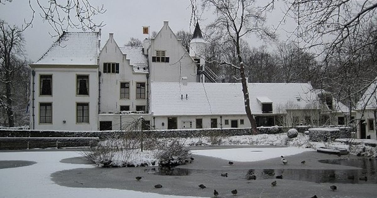 Lichtshow, terrassen en activiteiten tijdens evenement Winterkasteel bij Kasteel van Rhoon
