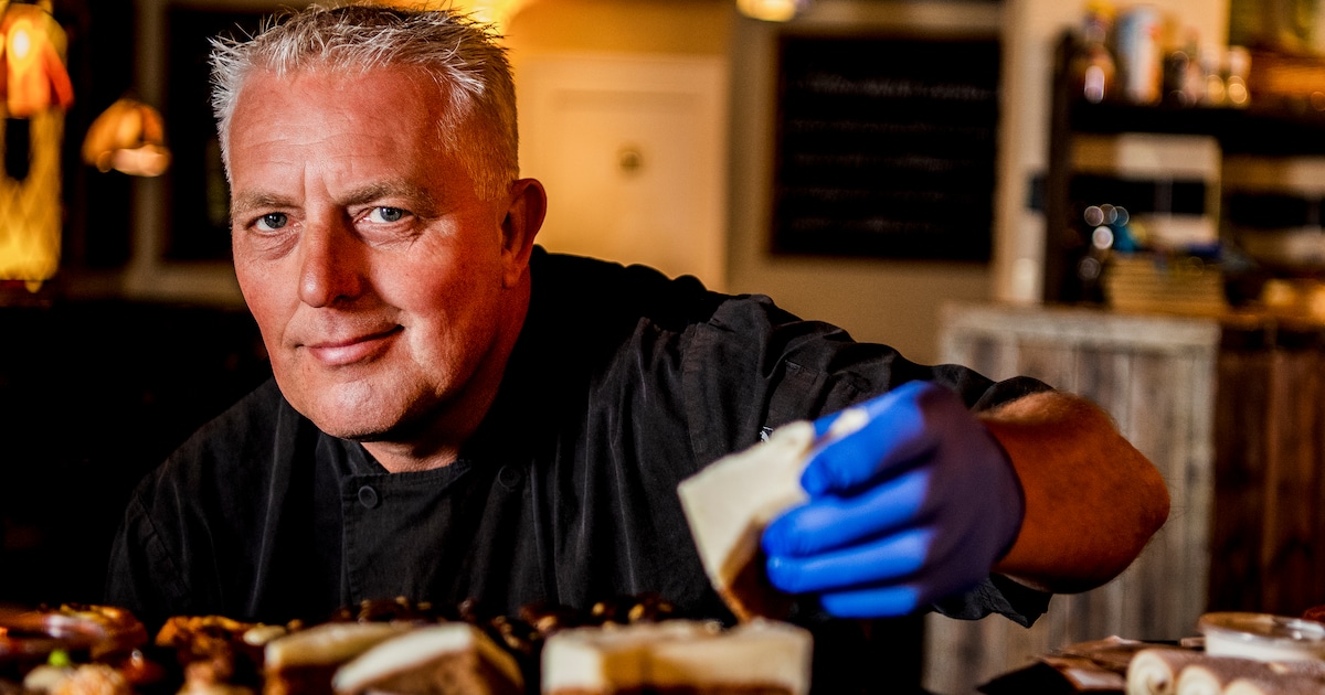 briellenaar-andre-de-vries-wil-zijn-lunchroom-weer-vol-tevreden-klanten
