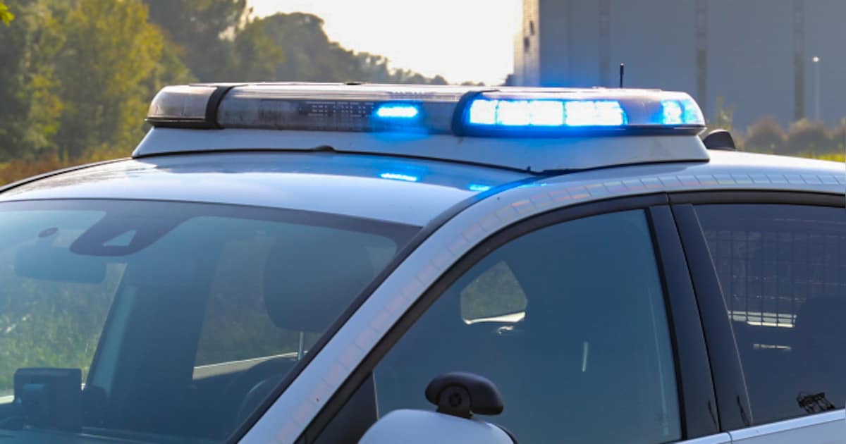 Opvallende vondst in Nieuwveense loods: politie treft dankzij tracker gestolen motor en andere buit 