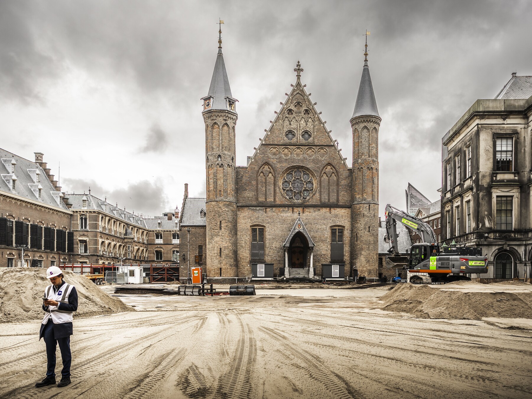 Ridderzaal net zo ontvlambaar als Notre-Dame, minister Keijzer wil extra geld voor renovatie