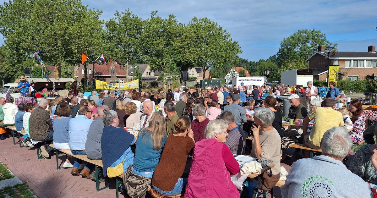 Geslaagde editie ‘Dorpsontbijt Alphen’ en hutten bouwen in Boven-Leeuwen