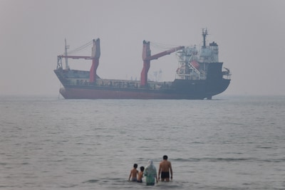 ‘Iran verliest controle over Straat van Hormuz’, schepen hopen op bescherming van Amerikanen