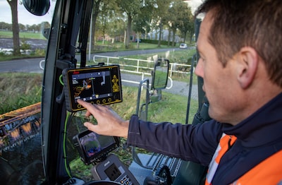 WDODelta werkt met slimme kranen voor slootonderhoud