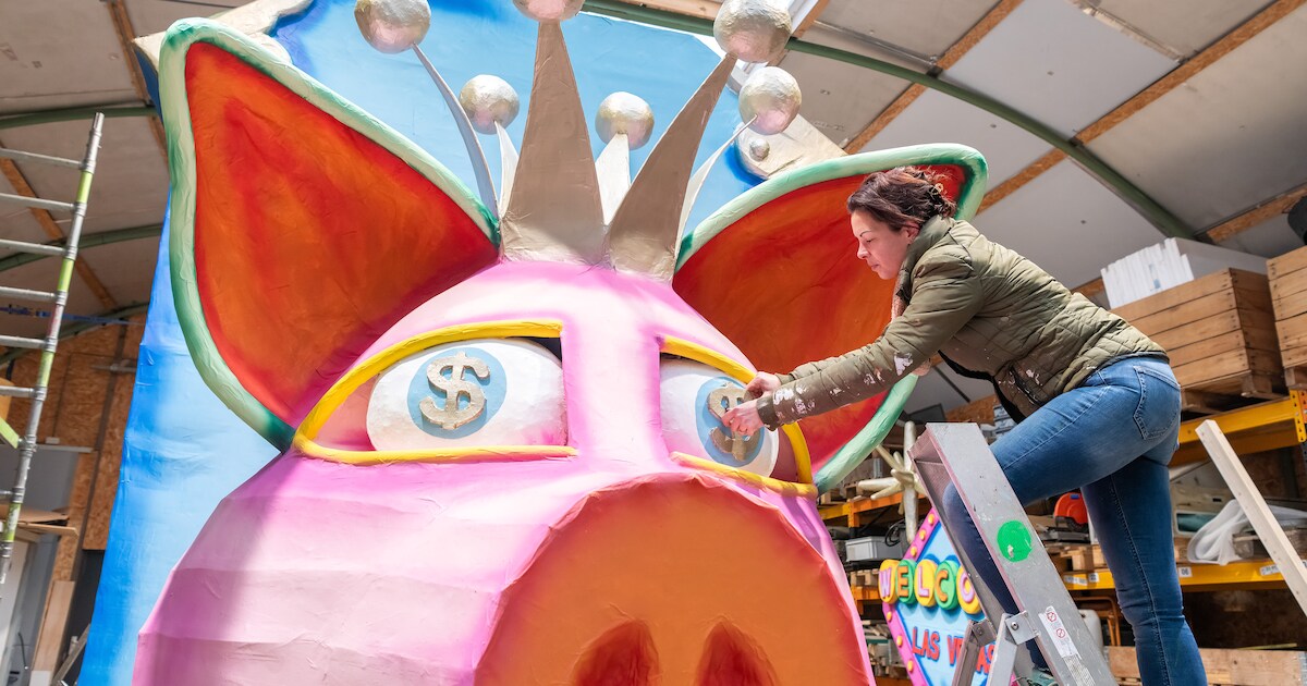 Een praalwagen bouw je deels voor Marktplaats, daar weten ze in Knotwilgendam alles van