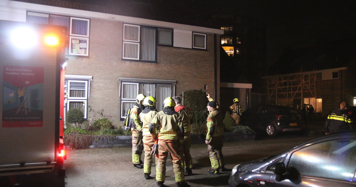 Schoorsteenbrand op Machtelderf in Waddinxveen