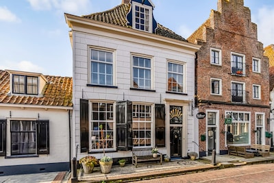 Dit zijn vijf eeuwenoude huizen die je morgen kunt bewonderen én kopen