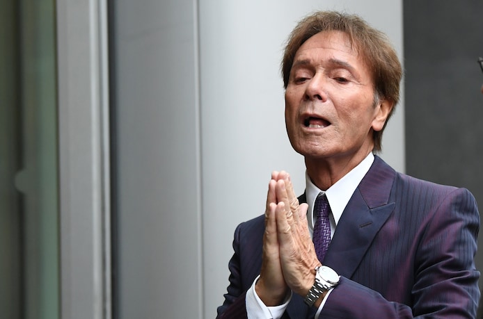 Cliff Richard vreesde hartaanval na beschuldiging kindermisbruik | Show |  AD.nl