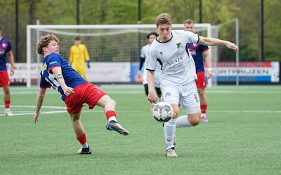 Vredenburch verrast koploper DHC, Cor Lems baalt: ‘Iedereen is al met het kampioenschap bezig’